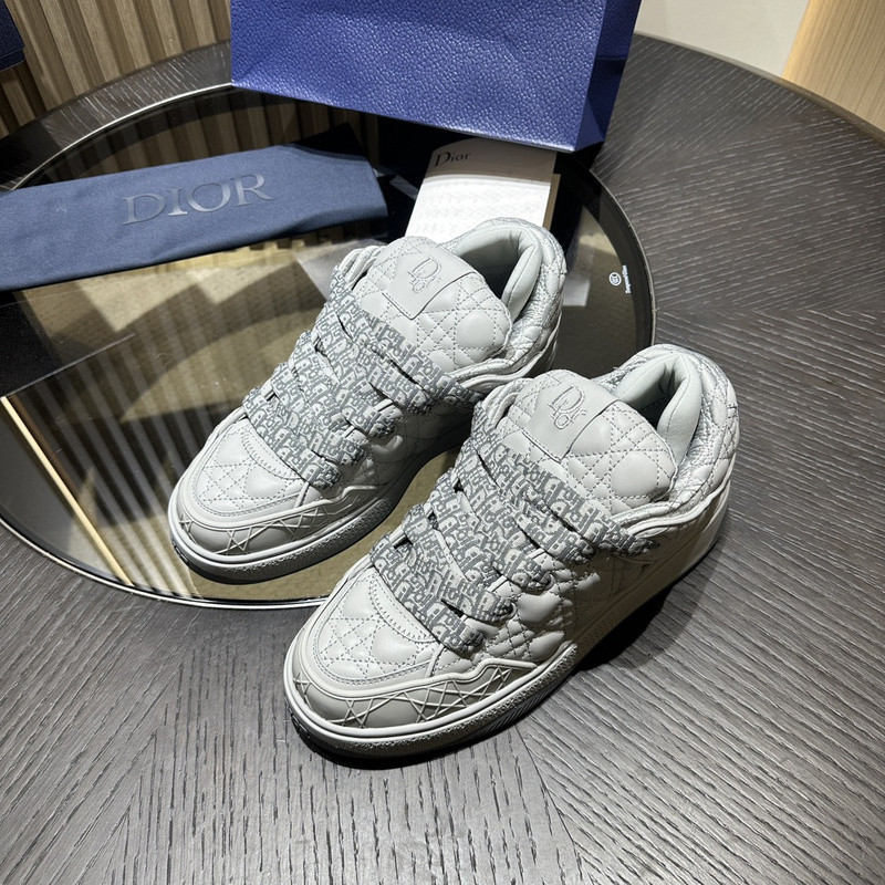 DR BS9 SNEAKER