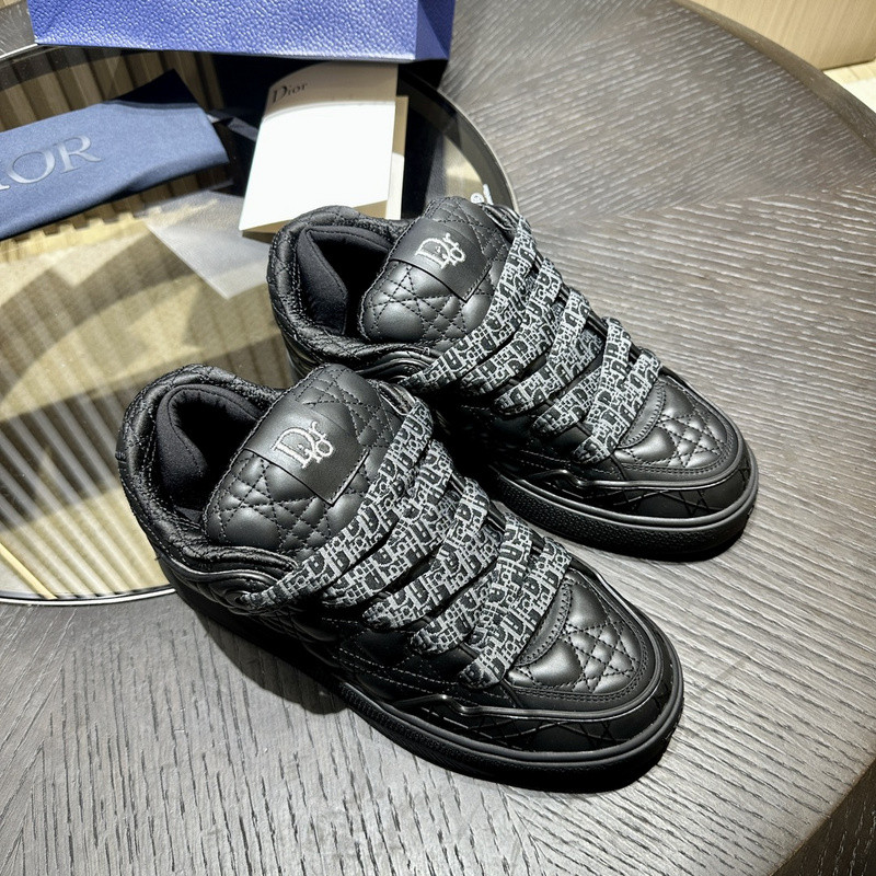 DR BS9 SNEAKER