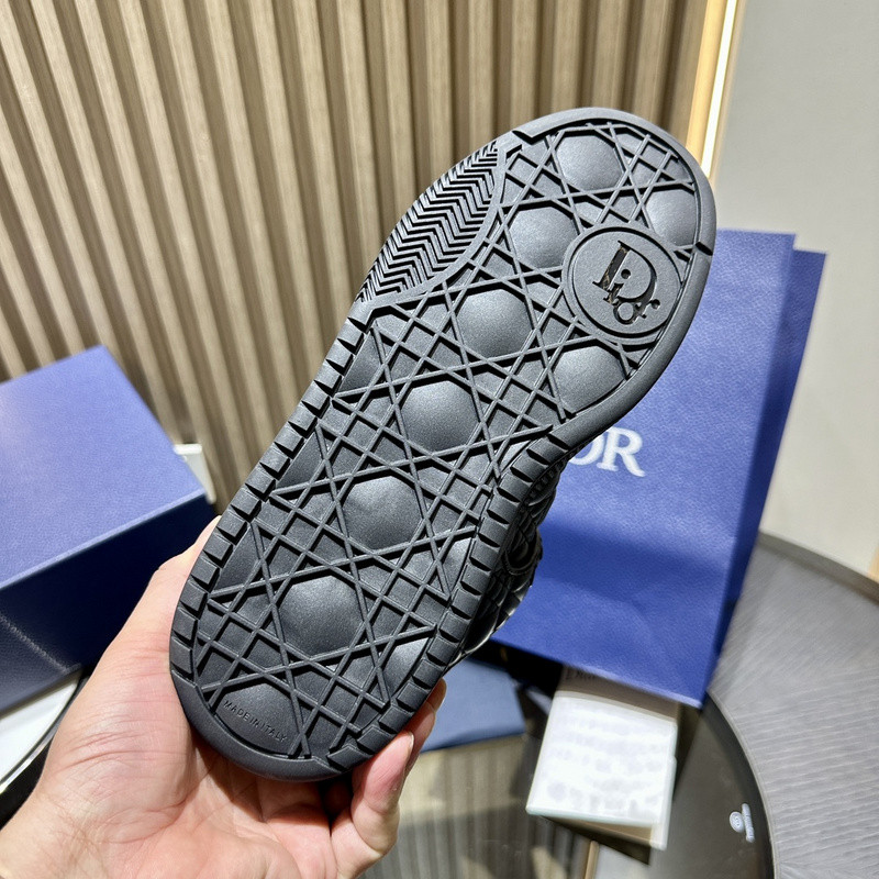 DR BS9 SNEAKER