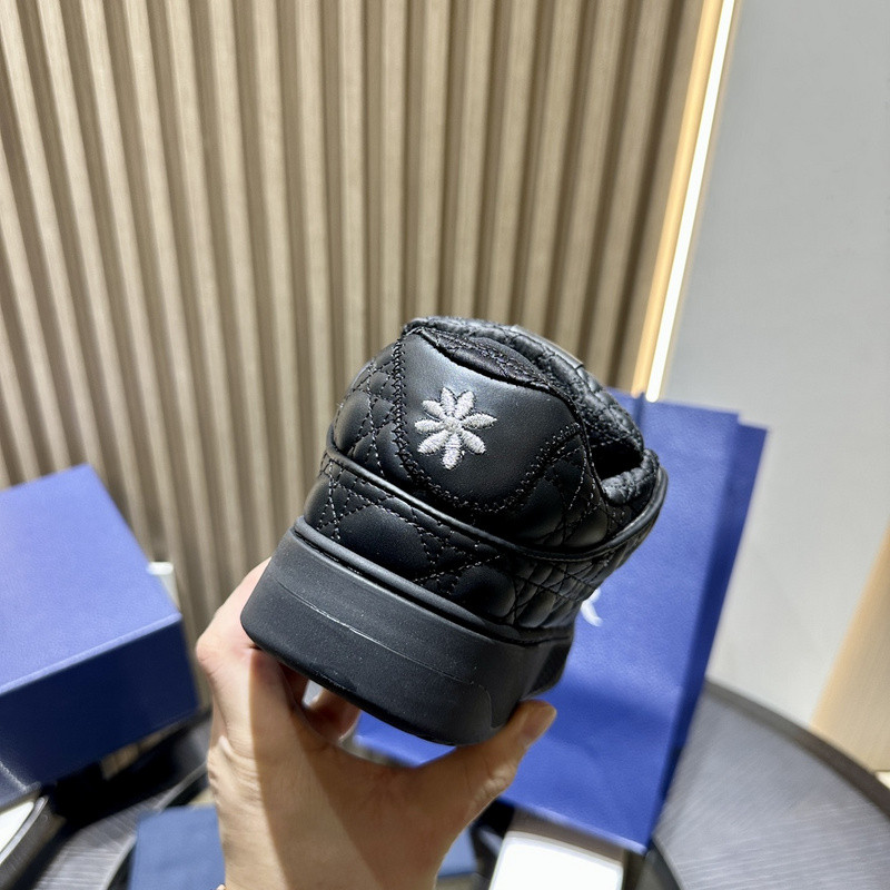 DR BS9 SNEAKER
