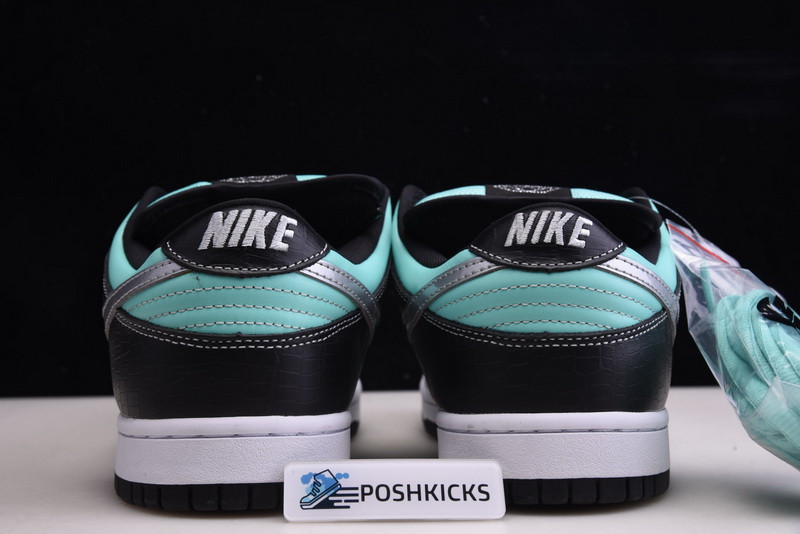 nike dunk low diamond S*pply co. "t*f*ny" 304292-402