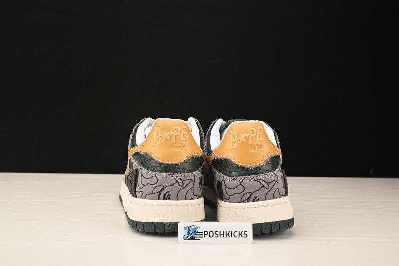 BAPE SNEAKERS