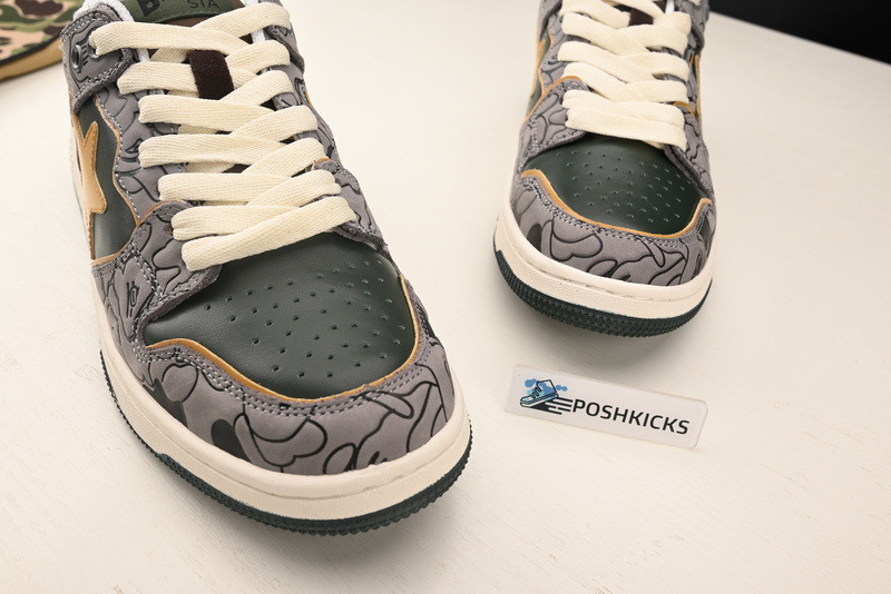 BAPE SNEAKERS