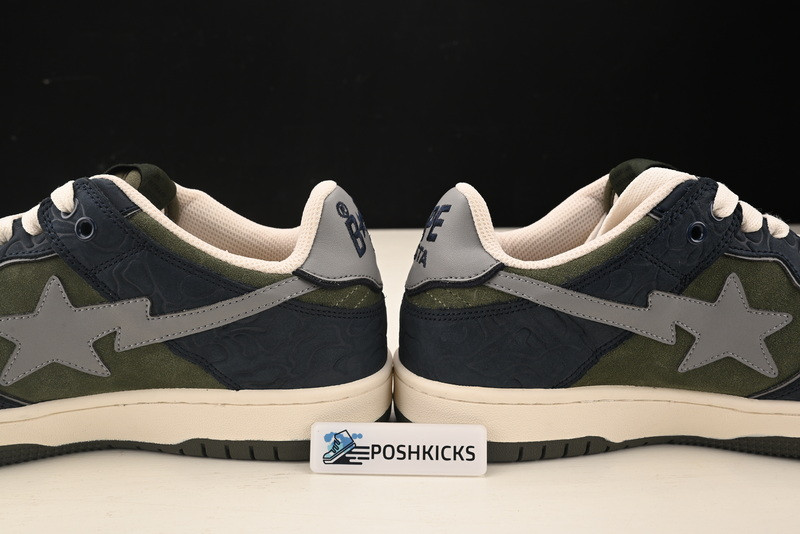 BAPE SNEAKERS