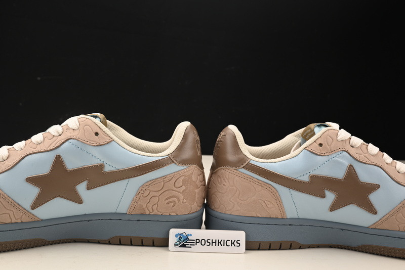 BAPE SNEAKERS