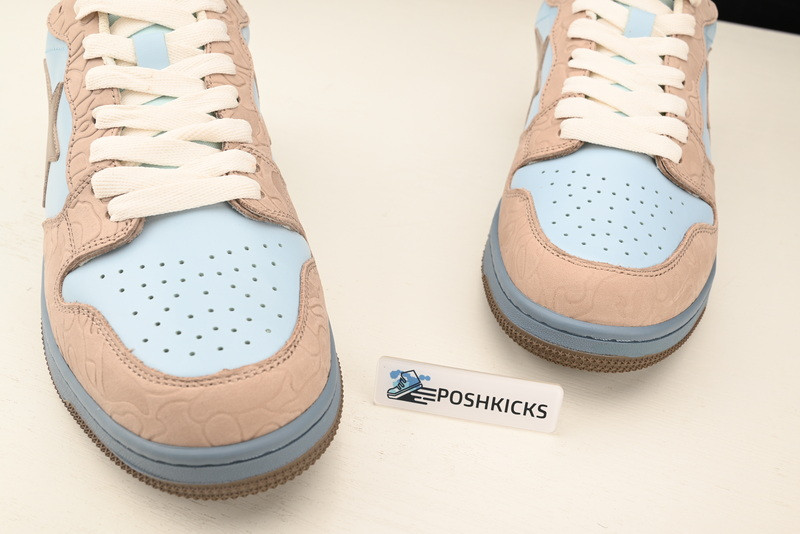 BAPE SNEAKERS