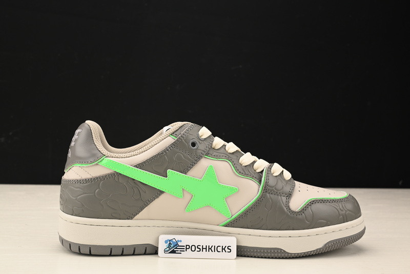 BAPE SNEAKERS