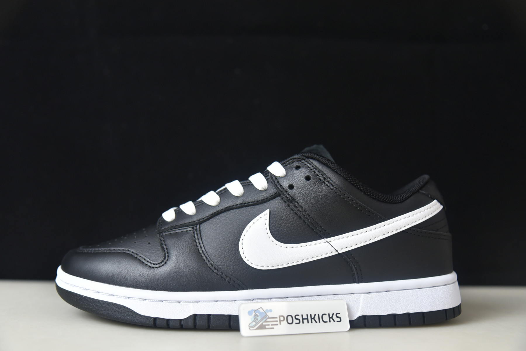 NIKE DUNK LOW