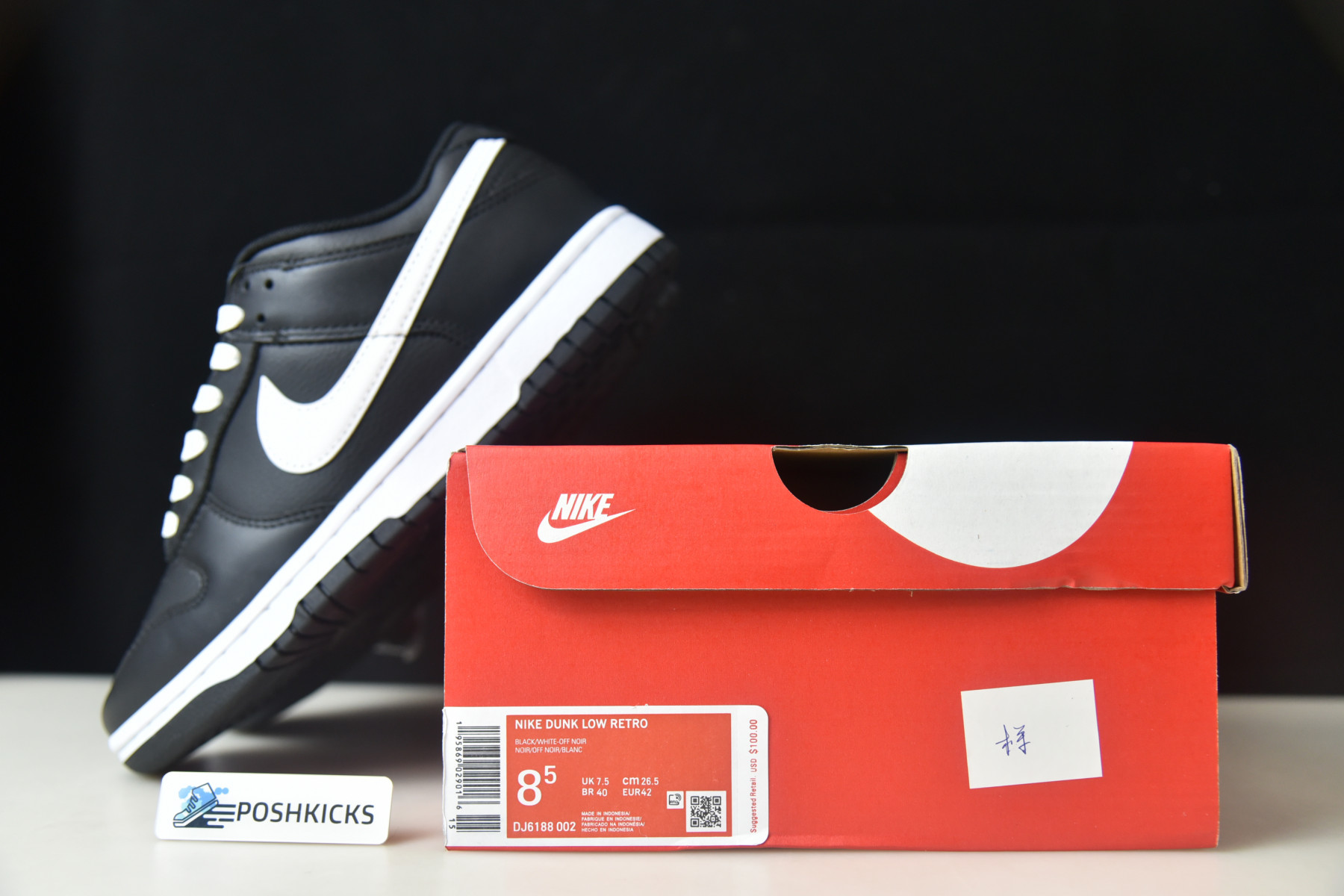 NIKE DUNK LOW
