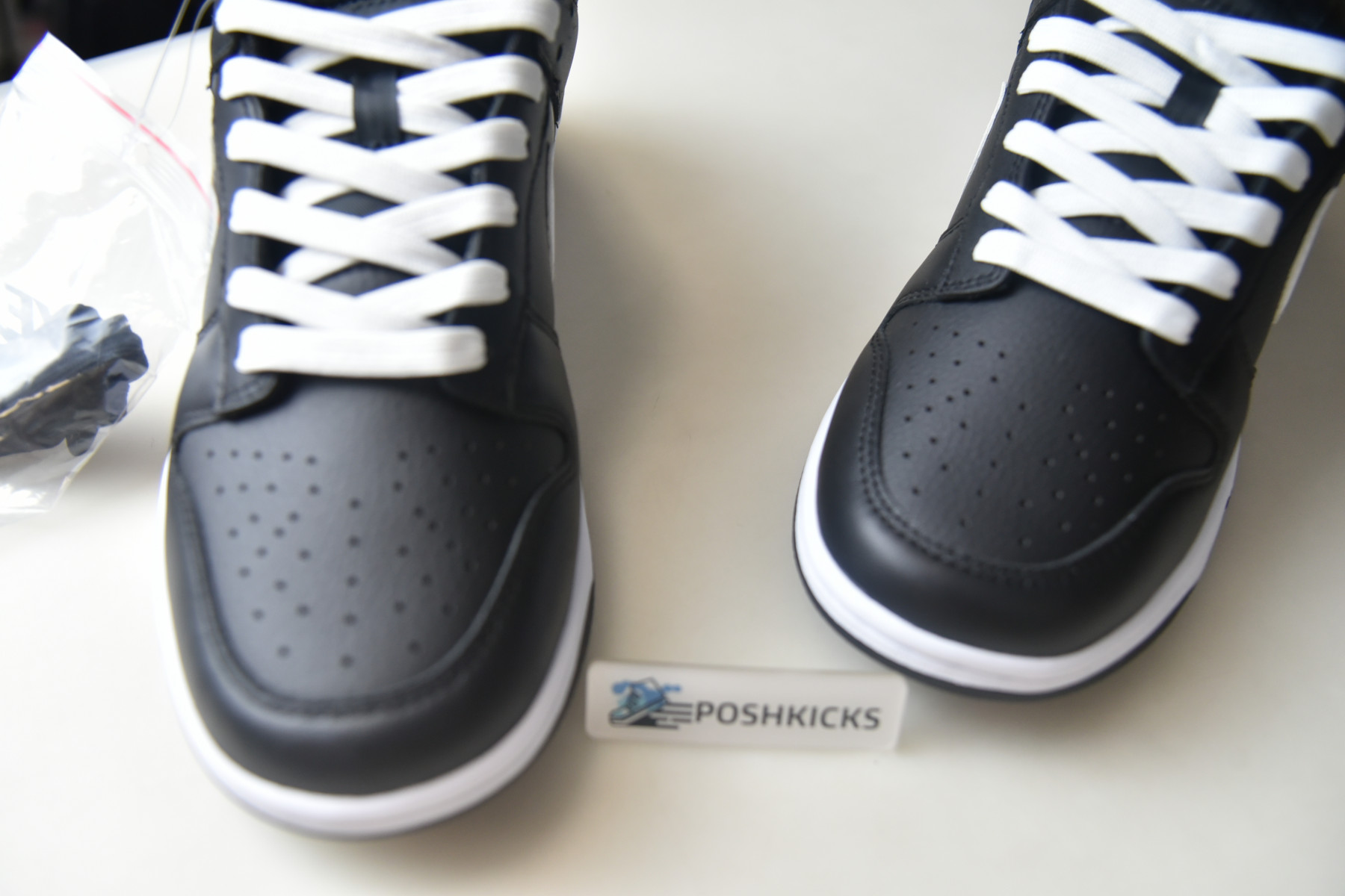 NIKE DUNK LOW