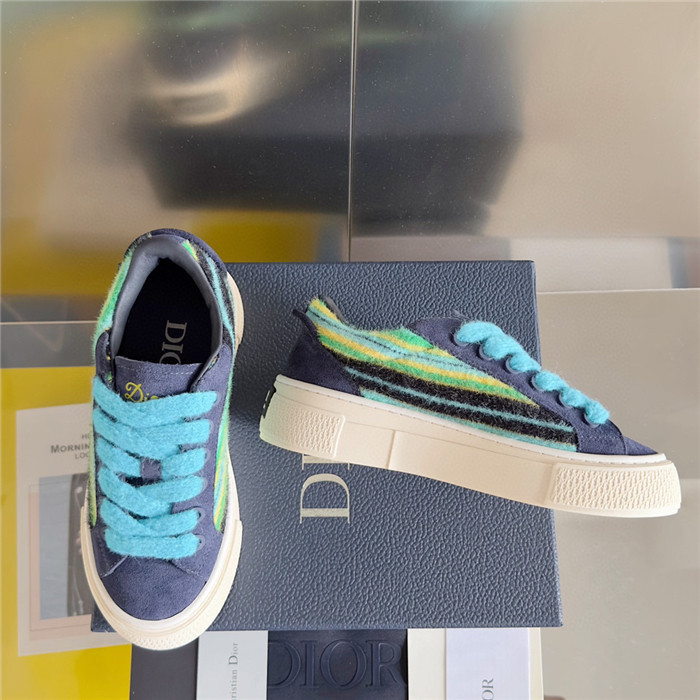 DR B33 SNEAKER