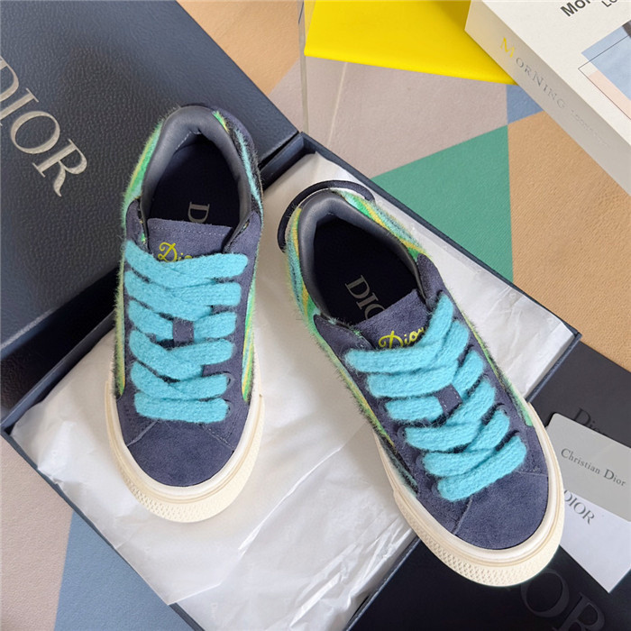 DR B33 SNEAKER