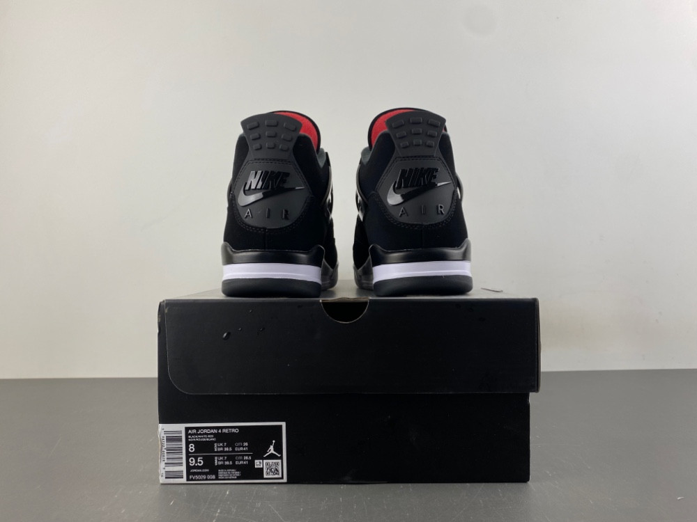 Air Jordan 4 Retro OG