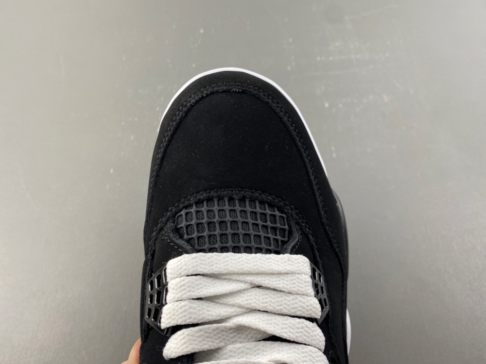 Air Jordan 4 Retro OG
