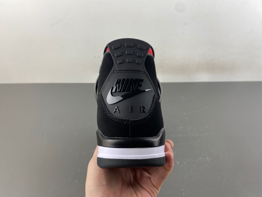 Air Jordan 4 Retro OG