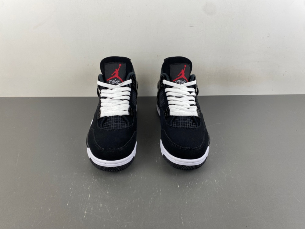 Air Jordan 4 Retro OG