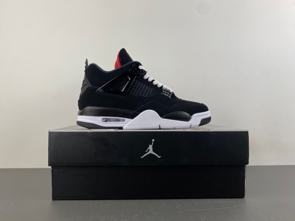 Air Jordan 4 Retro OG
