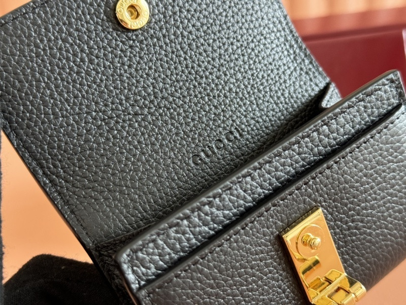 G-U-C-C-1 BAGS