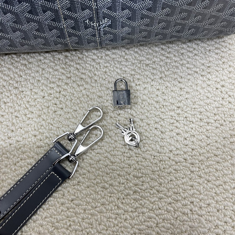GOYARD Boston travel bag