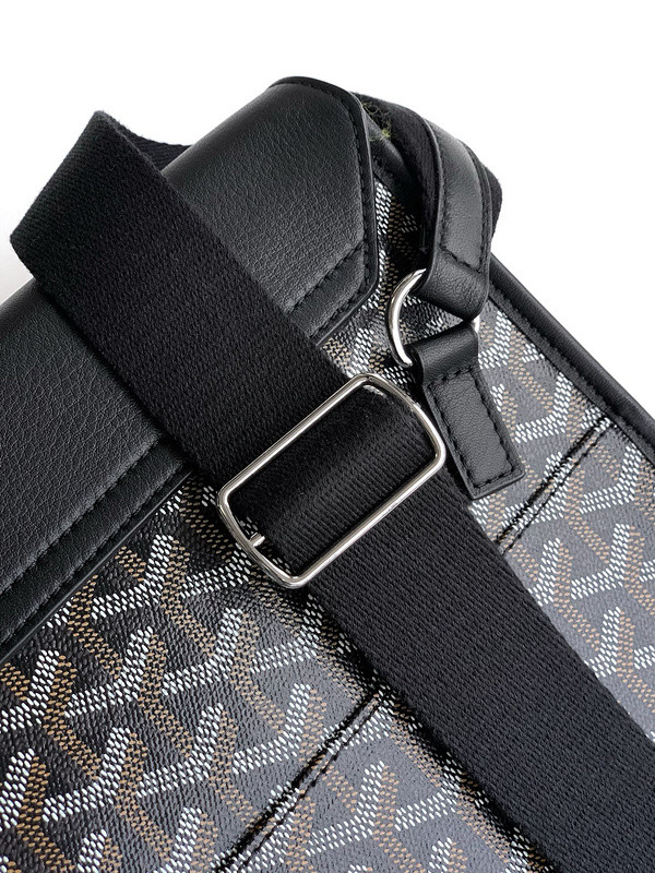 GOYARD Postman Bag