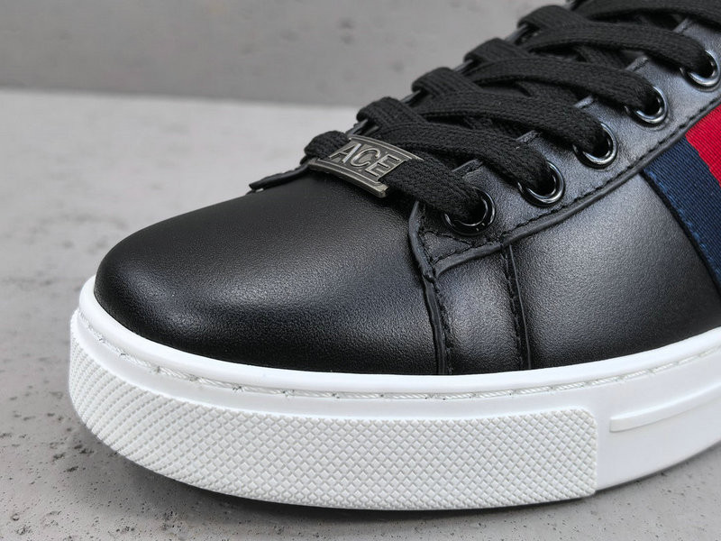 GUCCI ACE SNEAKERS