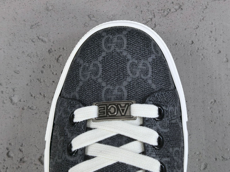 GUCCI ACE SNEAKERS