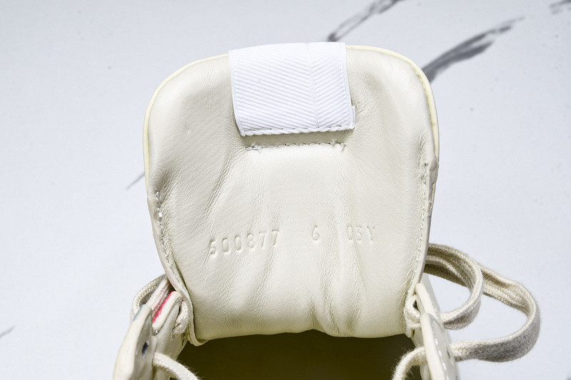 GUCCI SNEAKERS