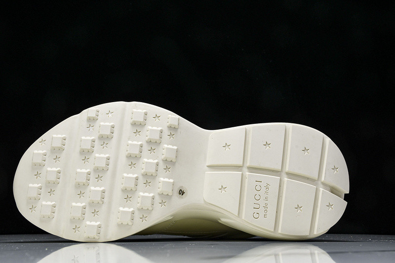 GUCCI SNEAKERS