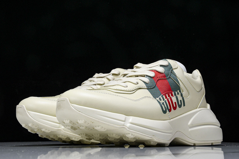 GUCCI SNEAKERS