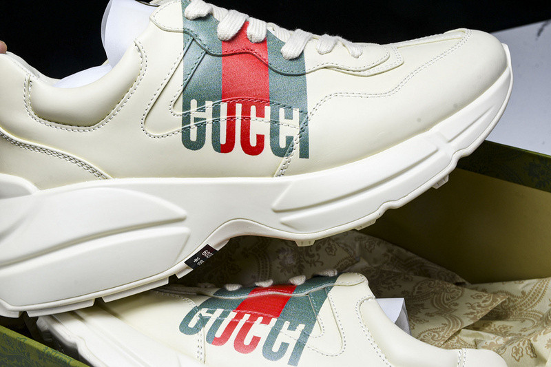 GUCCI SNEAKERS
