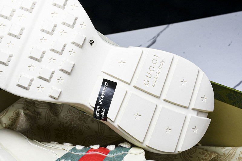 GUCCI SNEAKERS