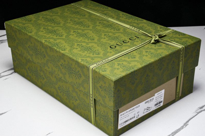GUCCI SNEAKERS