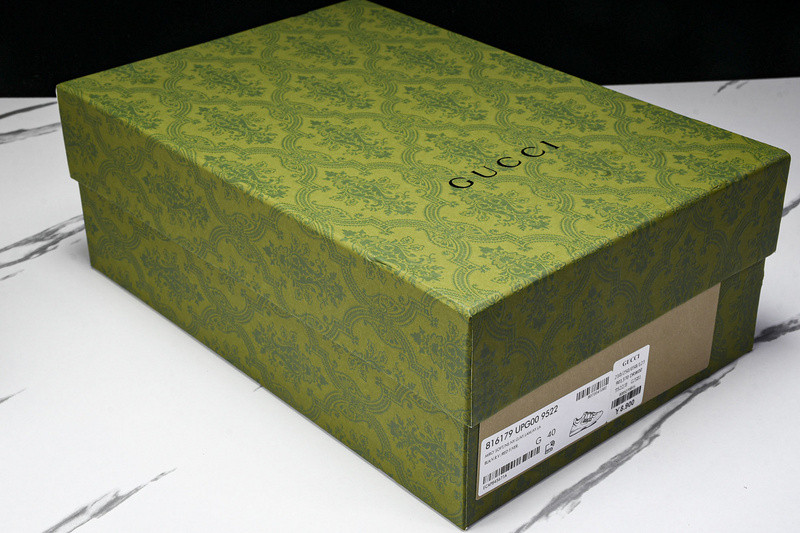 GUCCI SNEAKERS