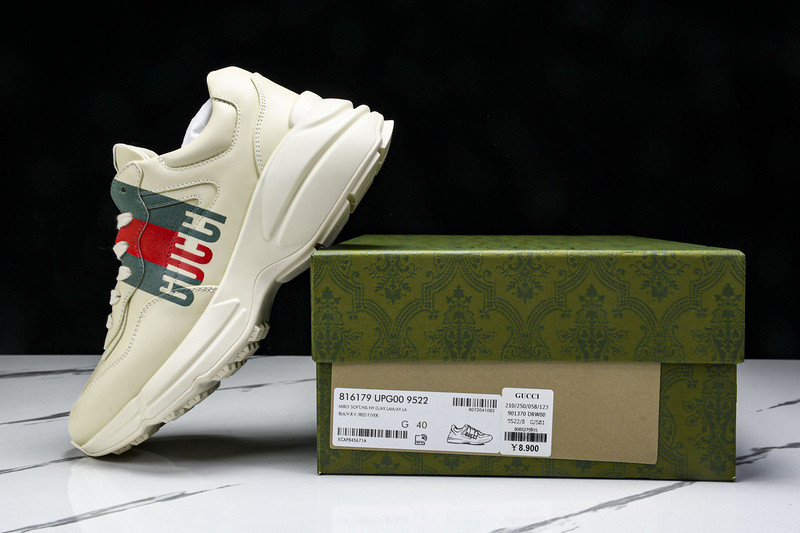 GUCCI SNEAKERS