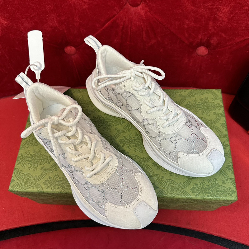 GUCC Run Lace-up Sneakers