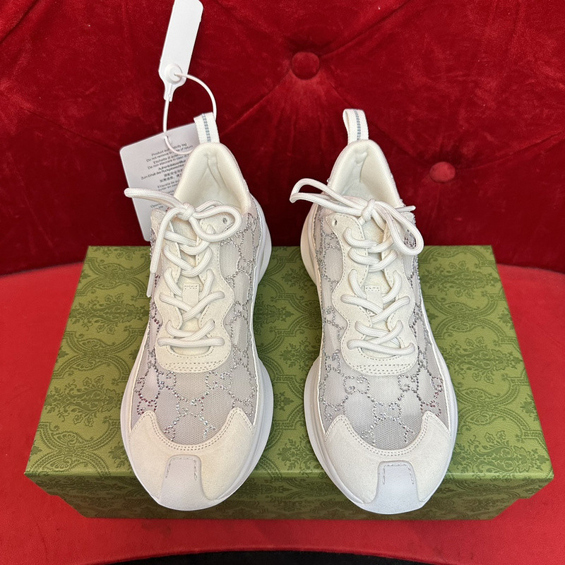 GUCC Run Lace-up Sneakers