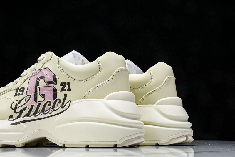 GUCCI SNEAKERS