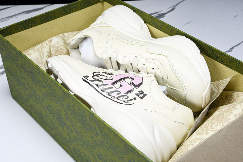 GUCCI SNEAKERS