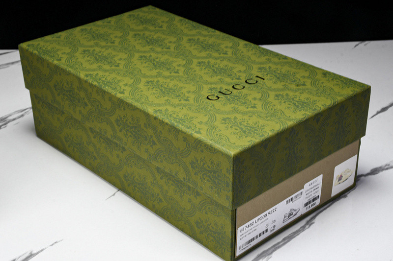 GUCCI SNEAKERS