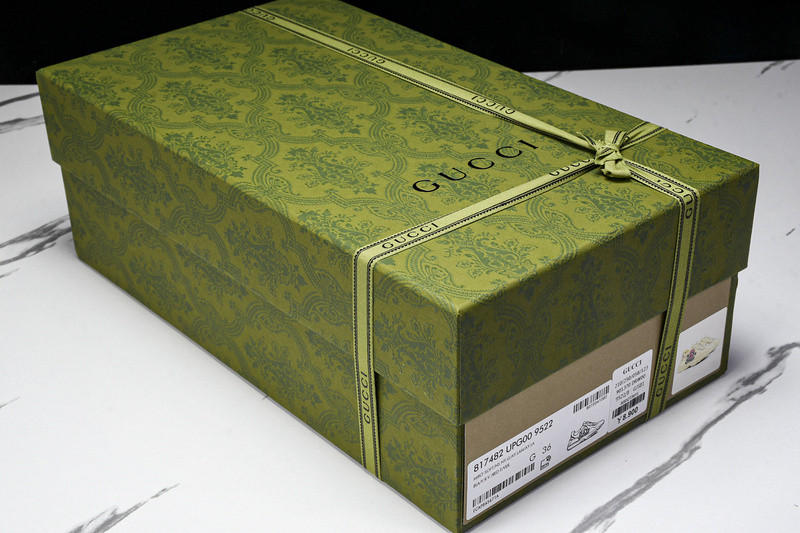 GUCCI SNEAKERS