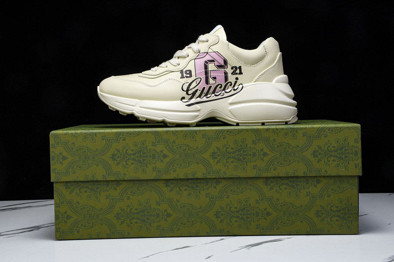 GUCCI SNEAKERS