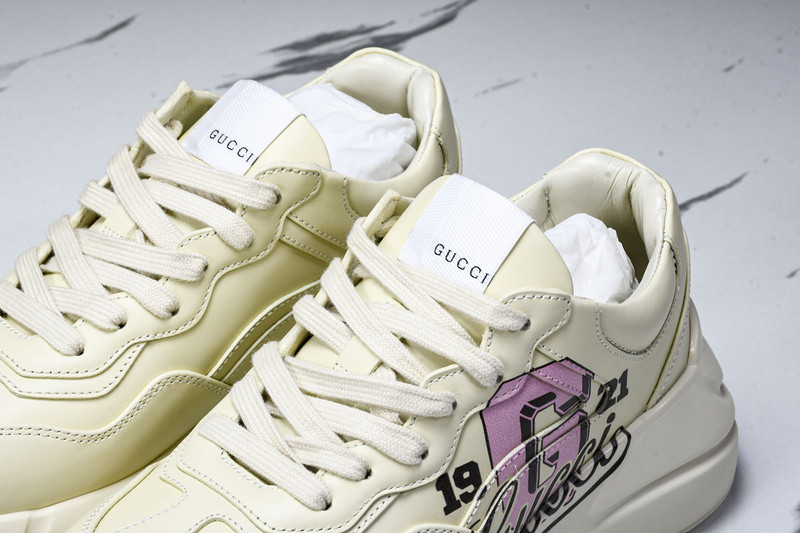 GUCCI SNEAKERS