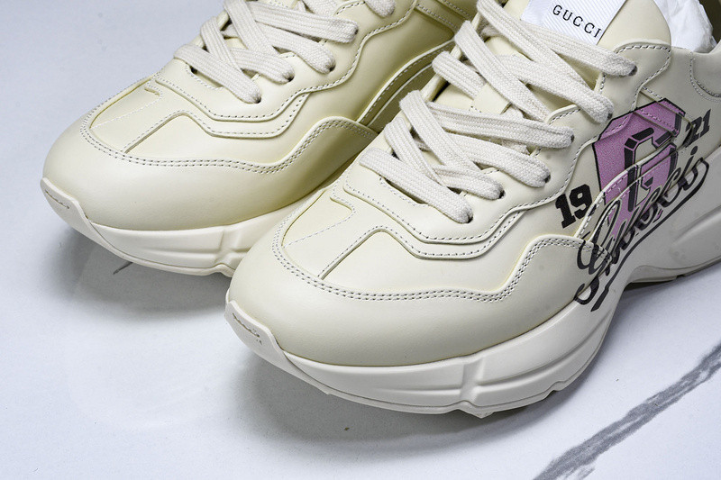 GUCCI SNEAKERS