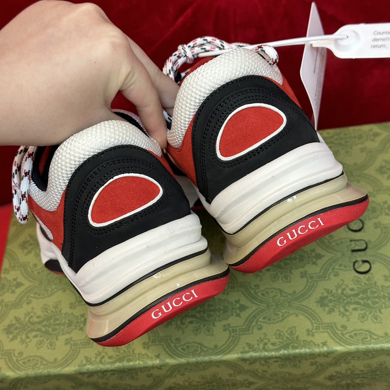 GUCC Run Lace-up Sneakers