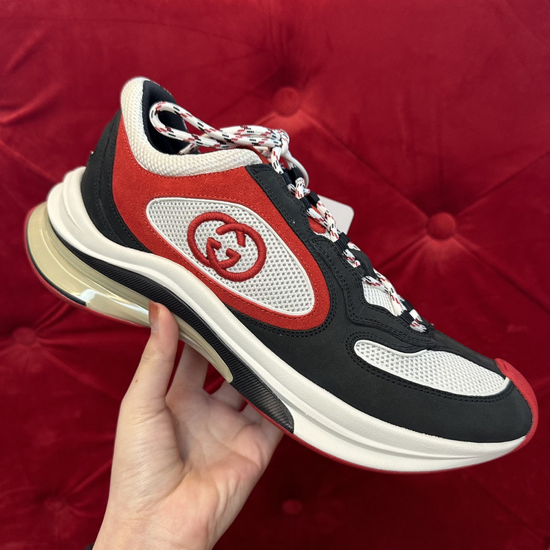 GUCC Run Lace-up Sneakers