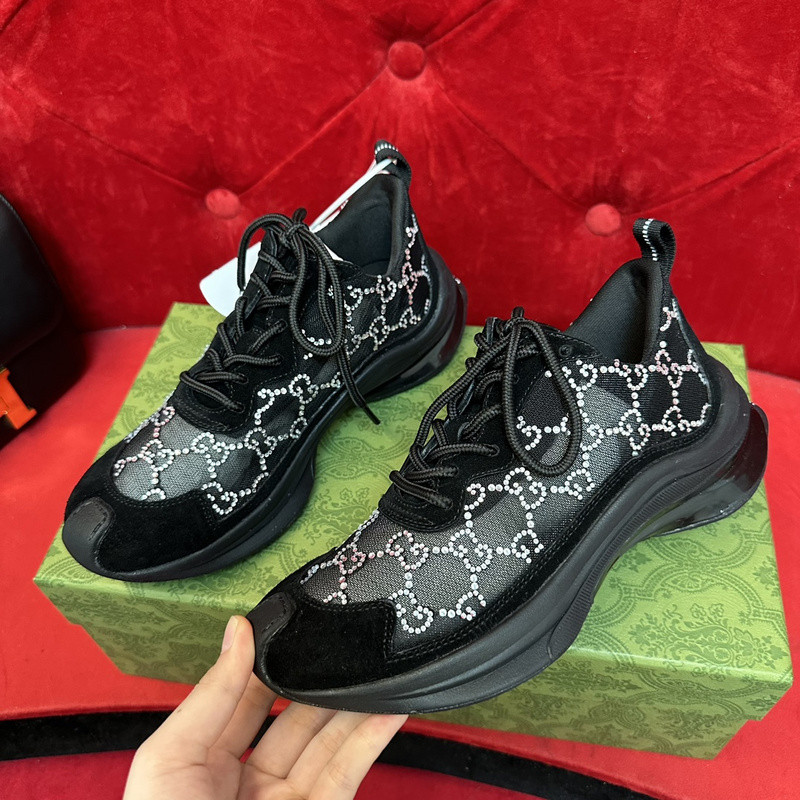 GUCC Run Lace-up Sneakers