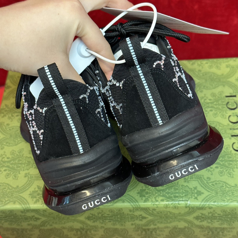 GUCC Run Lace-up Sneakers