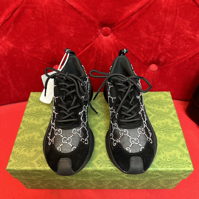 GUCC Run Lace-up Sneakers