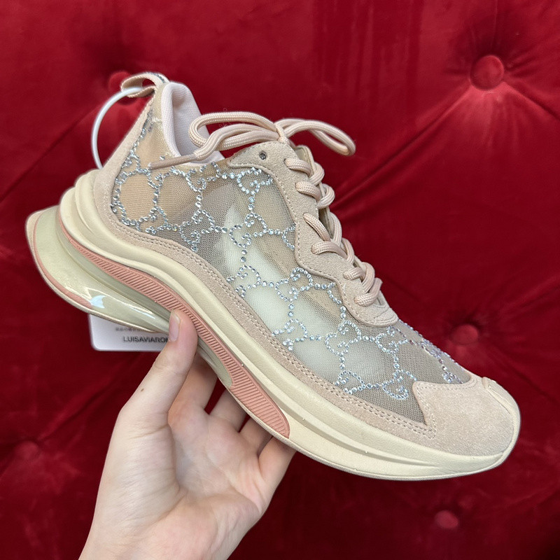 GUCC Run Lace-up Sneakers