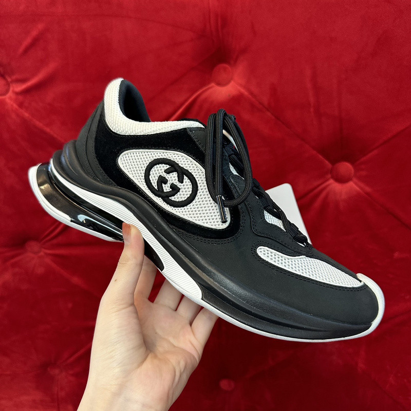 GUCC Run Lace-up Sneakers